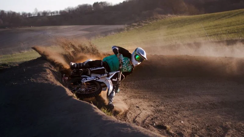 Off-road ajánlatok - Fotó: Linus Akesson @ Unsplash Off-road ajánlatok - Fotó: Linus Akesson @ Unsplash