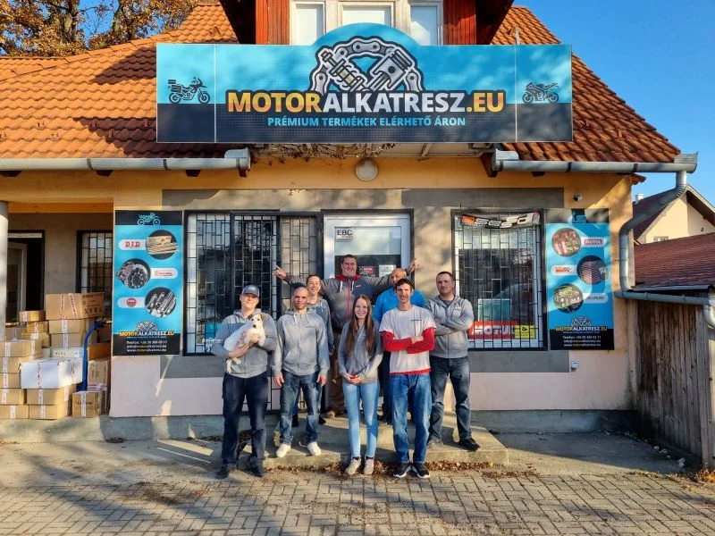 Motoralkatrész üzletünk története Motoralkatrész üzletünk története